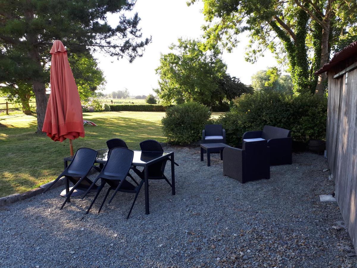 Manoir De La Ville Marie Hirel 外观 照片