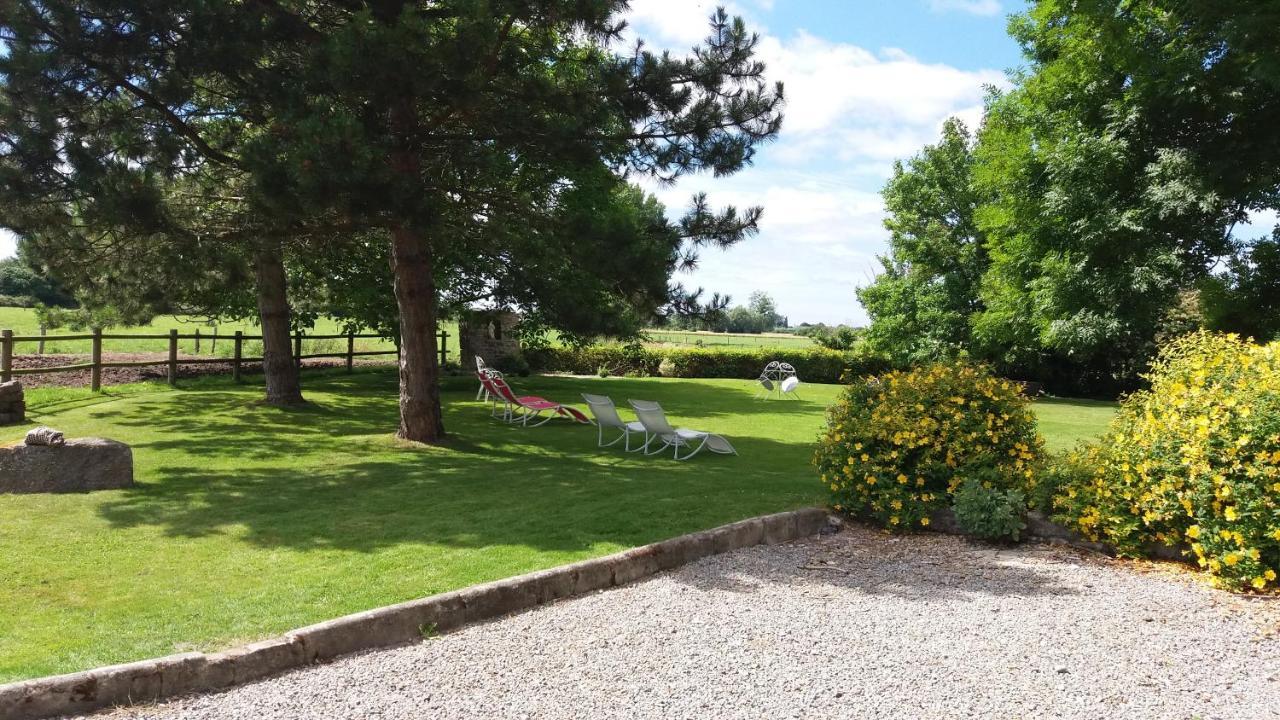 Manoir De La Ville Marie Hirel 外观 照片
