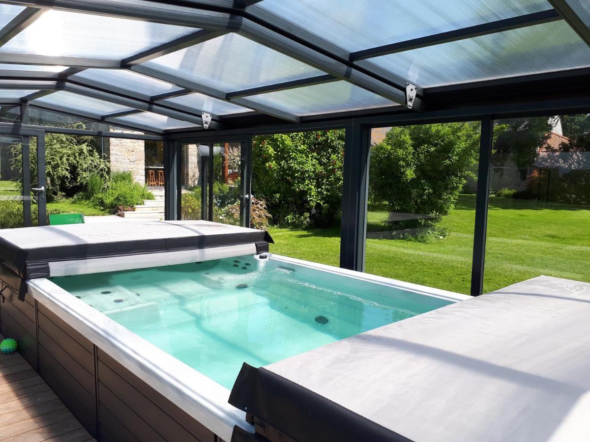 Manoir De La Ville Marie Hirel 外观 照片